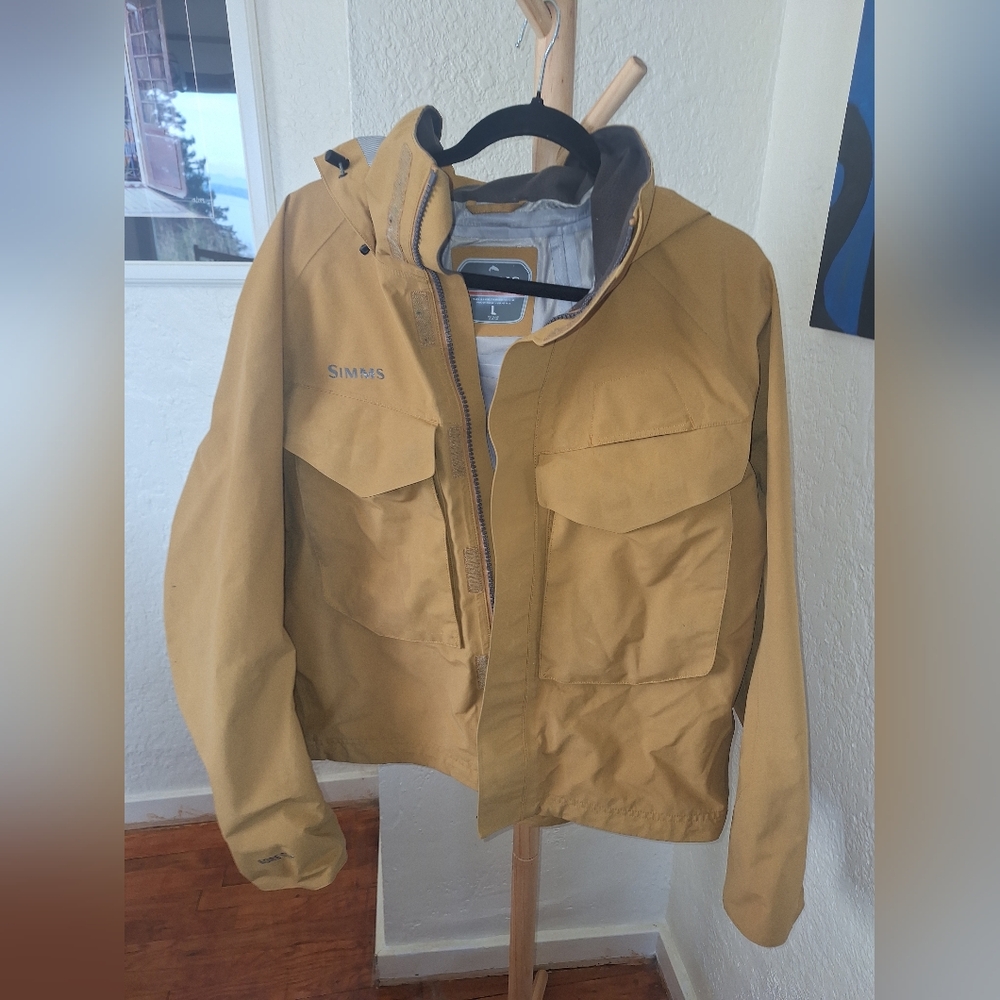 Simms Men's Tan Fishing Jacket With Goretex
